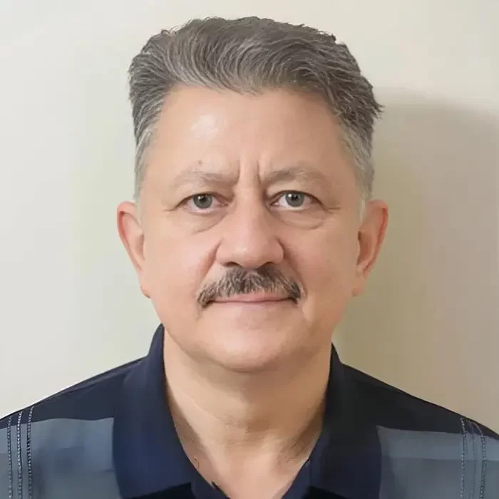 دکتر ناصر تیموری جراح عمومی